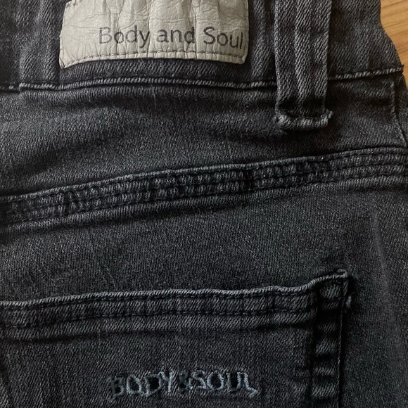 Straight Leg Jeans - Picture 5 of 9